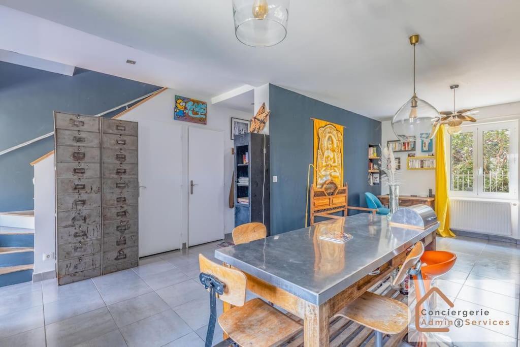 Maison A Lyon Parilly Avec Piscine, Jardin, Parking Prive & Proche Eurexpo Vénissieux المظهر الخارجي الصورة